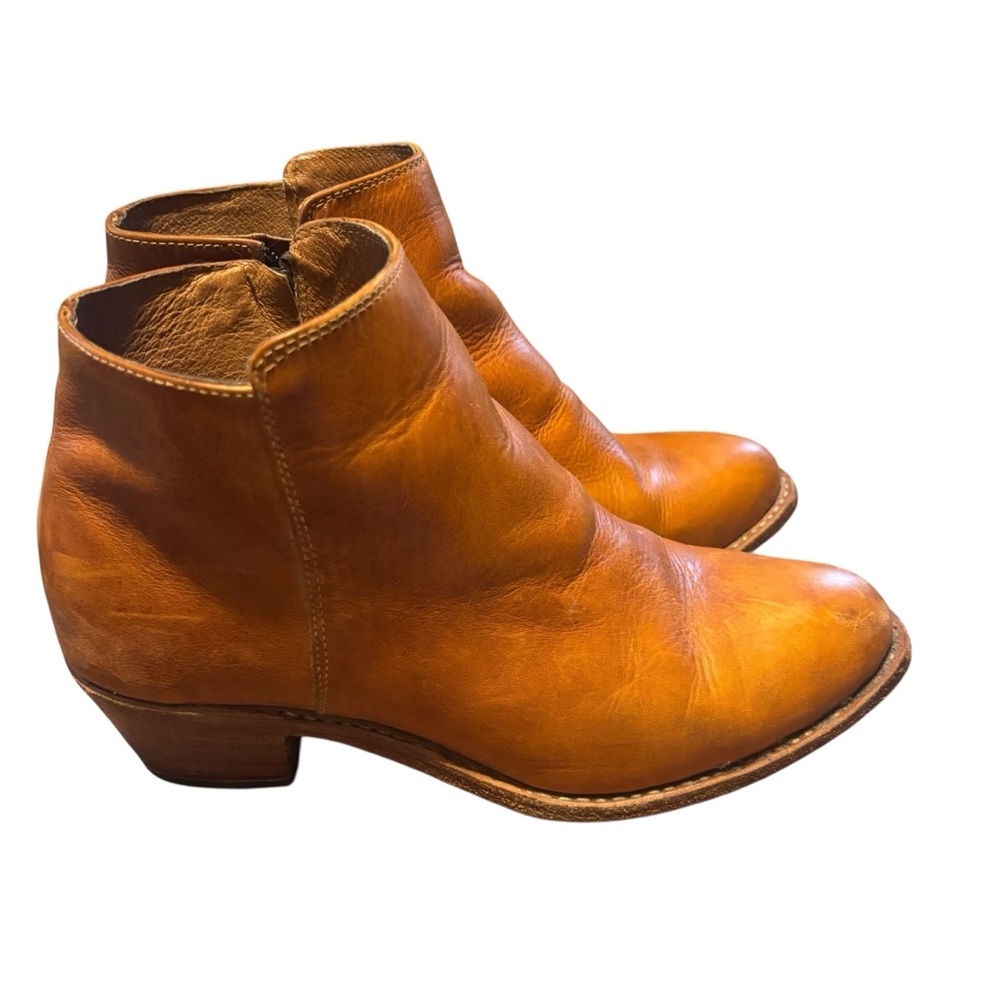 Adelante Shoe Co. Grenada Leather Zip Up Ankle Boots Size 9
